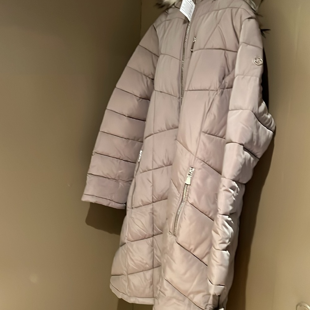 Calvin Klein Puffer Coat with faux fur trimmed hood - Size XL - New. Ta… - Picture 16 of 16